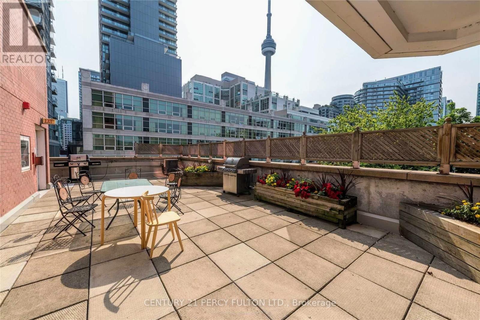 1204 - 393 King Street W, Toronto, Ontario  M5V 3G8 - Photo 12 - C12492596