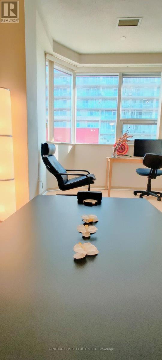 1204 - 393 King Street W, Toronto, Ontario  M5V 3G8 - Photo 21 - C12492596