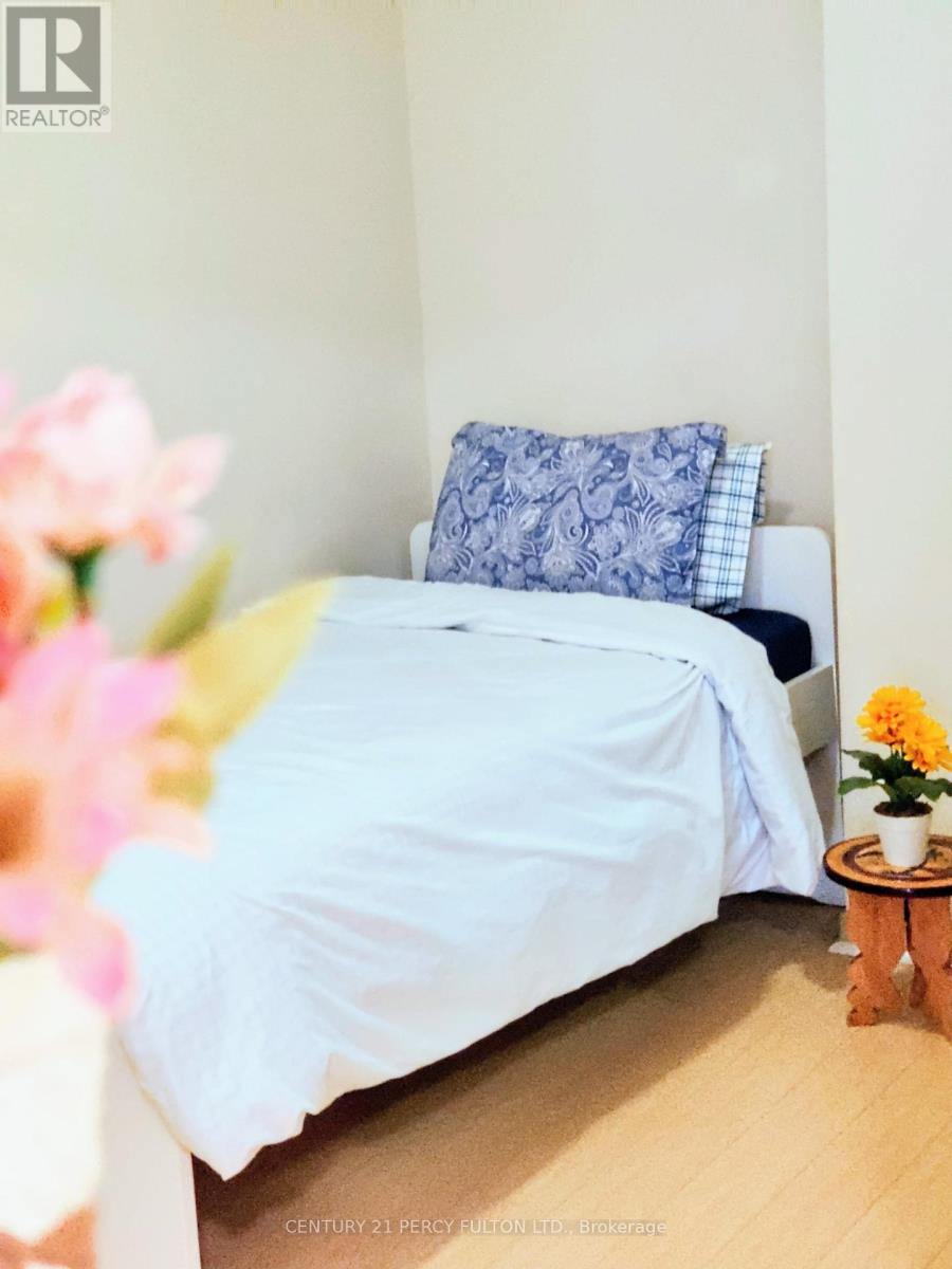 1204 - 393 King Street W, Toronto, Ontario  M5V 3G8 - Photo 24 - C12492596