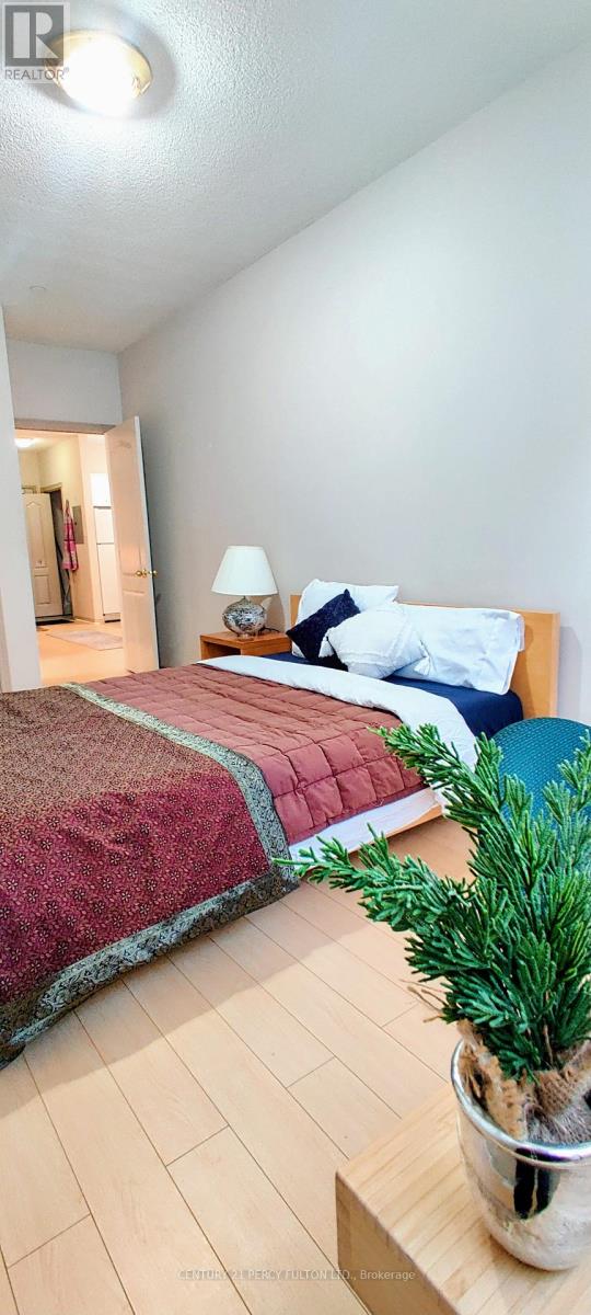 1204 - 393 King Street W, Toronto, Ontario  M5V 3G8 - Photo 26 - C12492596