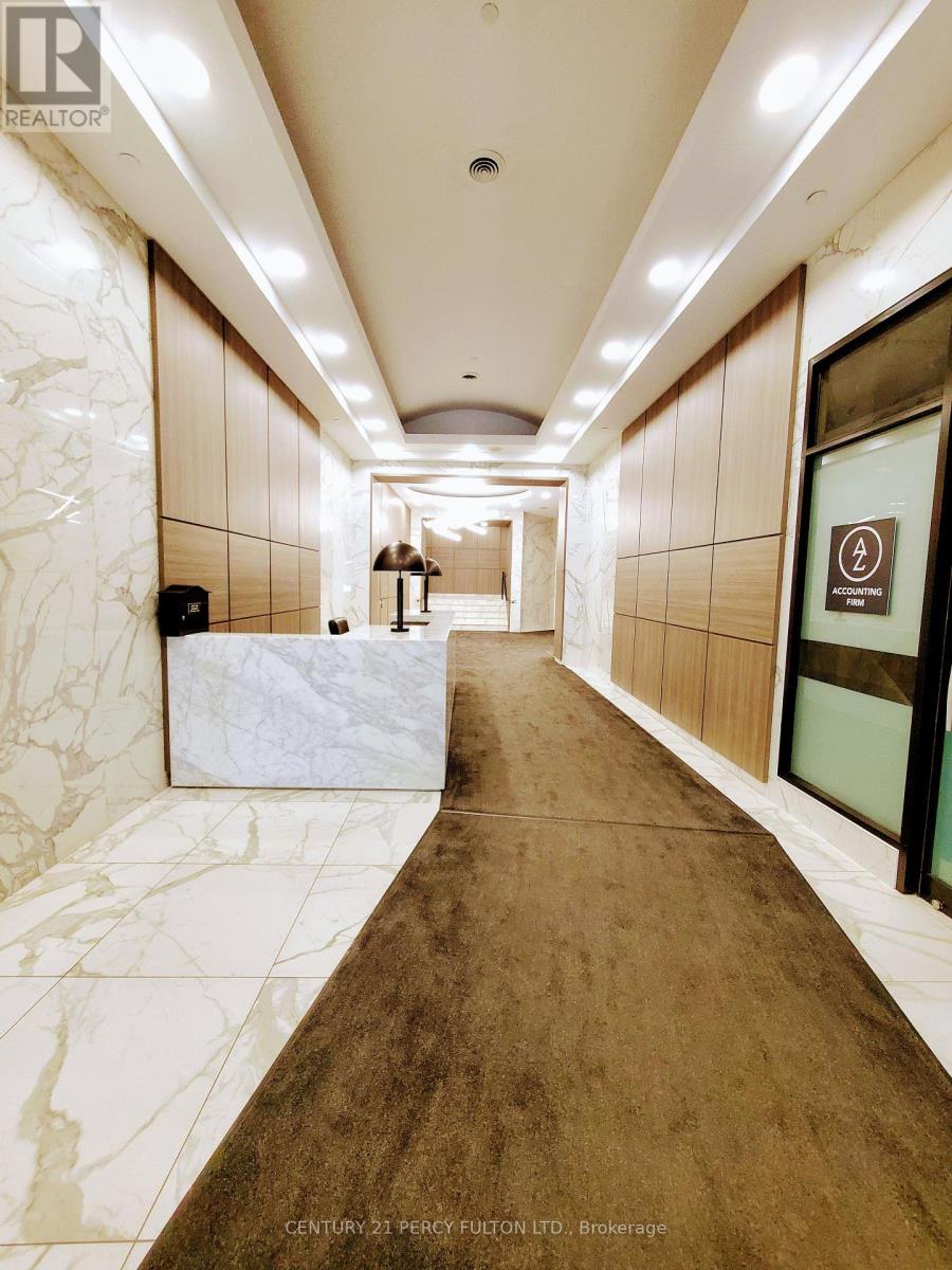 1204 - 393 King Street W, Toronto, Ontario  M5V 3G8 - Photo 3 - C12492596