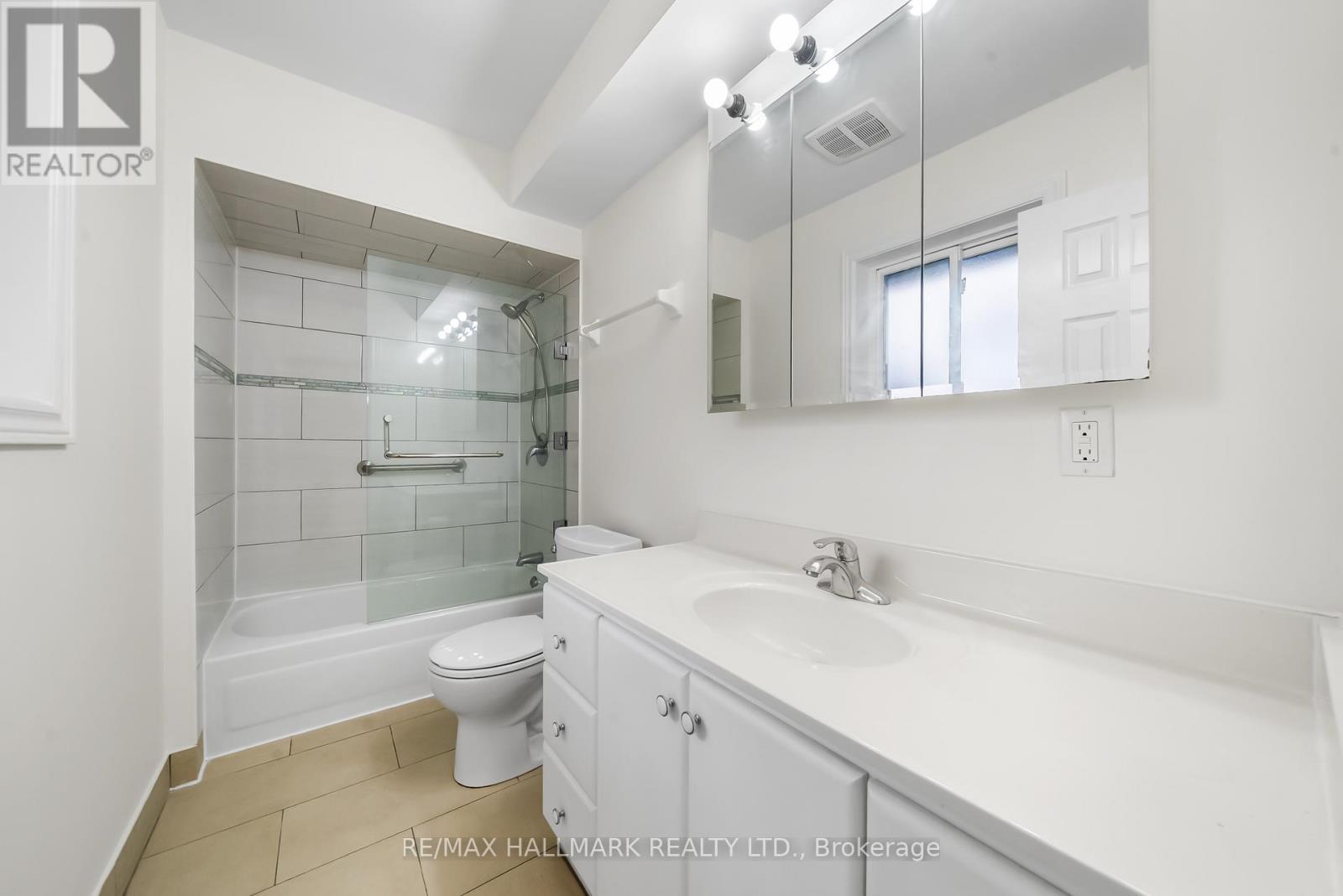 109 Banstock Drive, Toronto, Ontario  M2K 2H7 - Photo 22 - C12492598