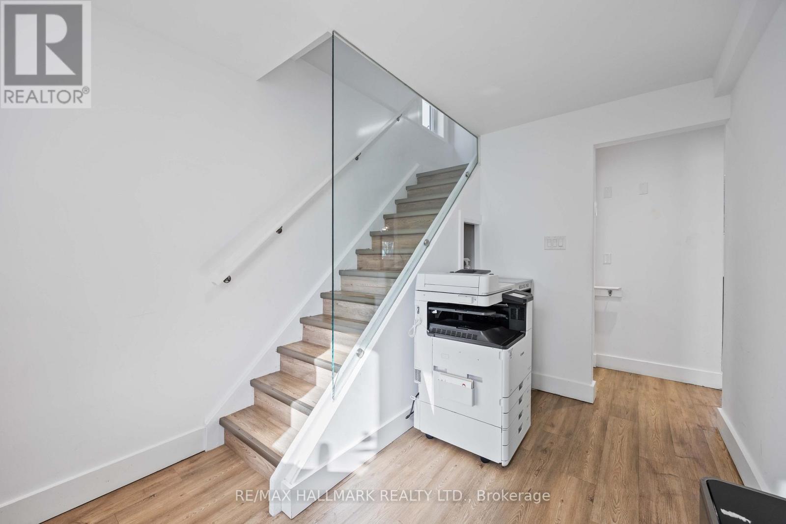 193 Roe Avenue, Toronto, Ontario  M5M 2J1 - Photo 12 - C12492614