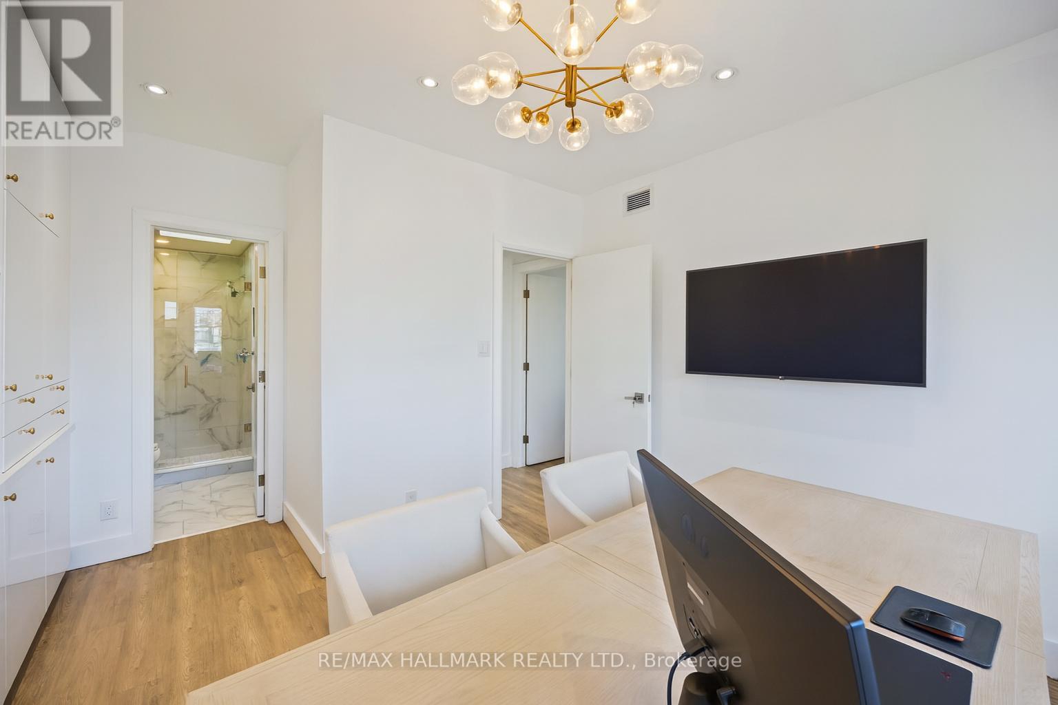 193 Roe Avenue, Toronto, Ontario  M5M 2J1 - Photo 31 - C12492614