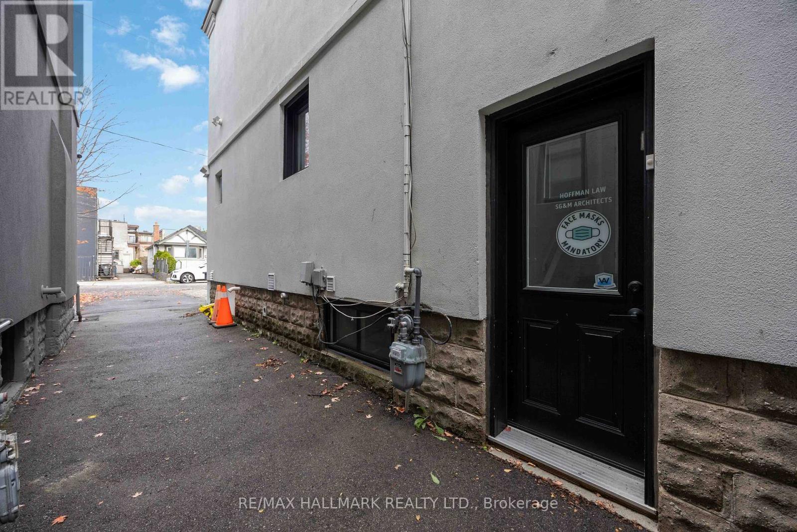 193 Roe Avenue, Toronto, Ontario  M5M 2J1 - Photo 33 - C12492614