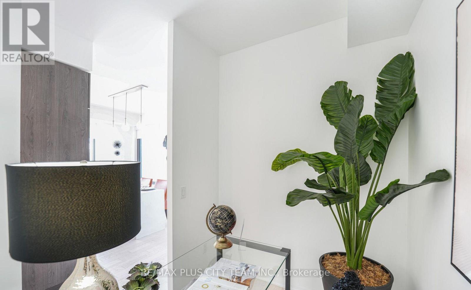 504 - 12 Bonnycastle Street, Toronto, Ontario  M5A 0C8 - Photo 16 - C12492616