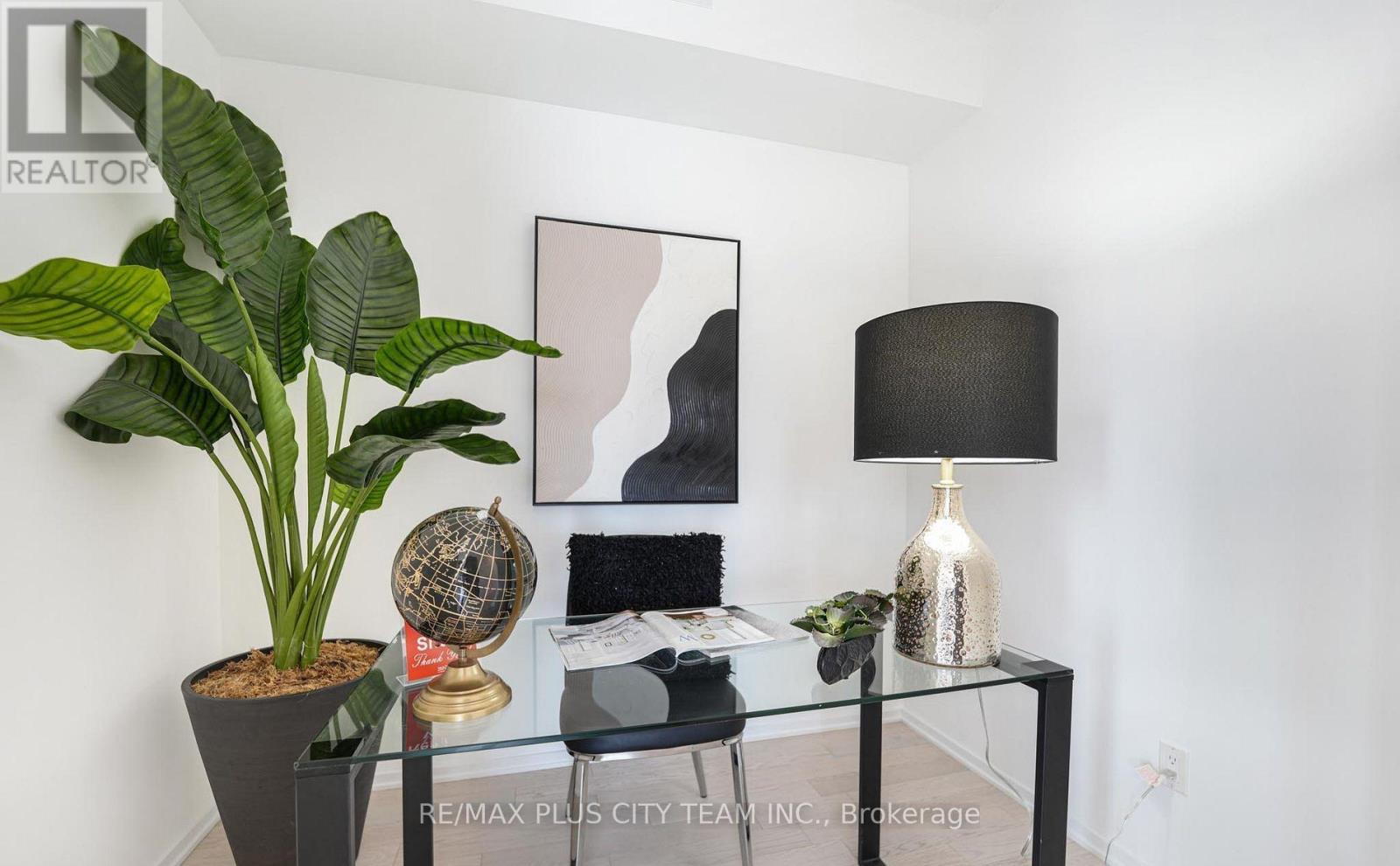 504 - 12 Bonnycastle Street, Toronto, Ontario  M5A 0C8 - Photo 8 - C12492616