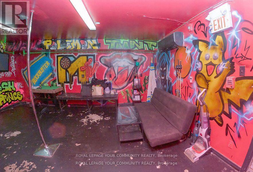 821 Bloor Street W, Toronto, Ontario  M6G 1M1 - Photo 8 - C12492648