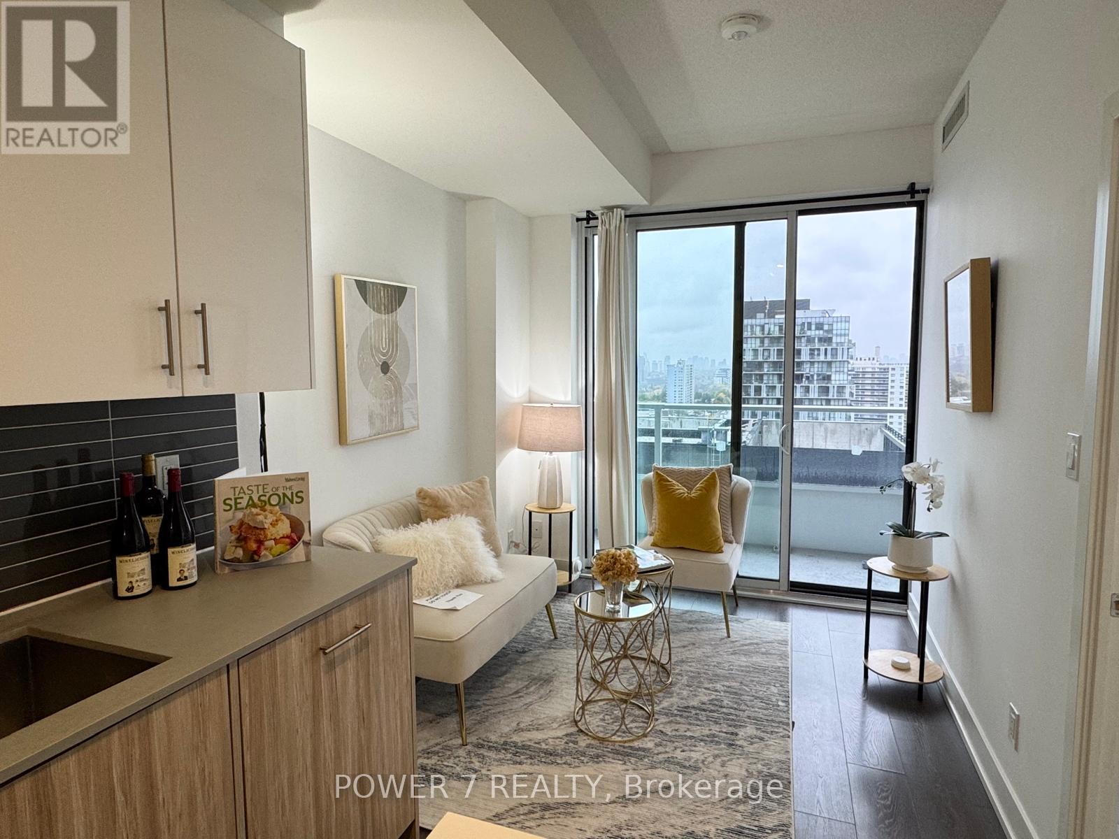 1705 - 180 Fairview Mall Drive, Toronto, Ontario  M2J 4T1 - Photo 7 - C12492662