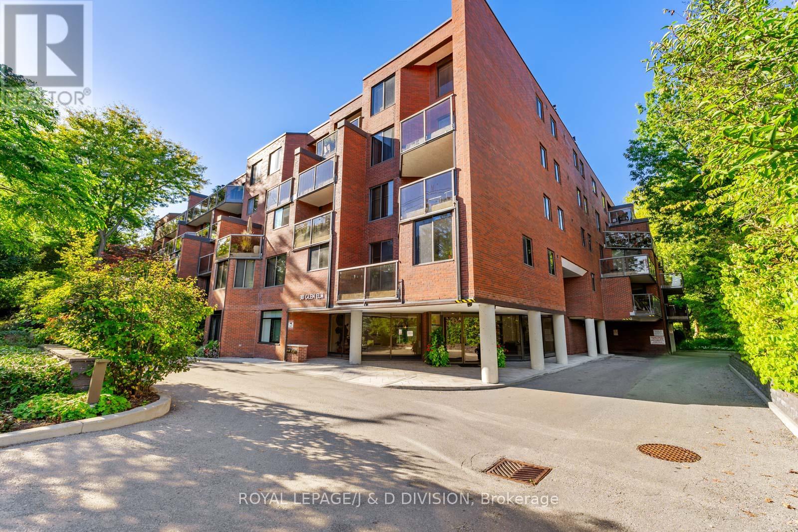 305 - 30 GLEN ELM AVENUE, Toronto, Ontario