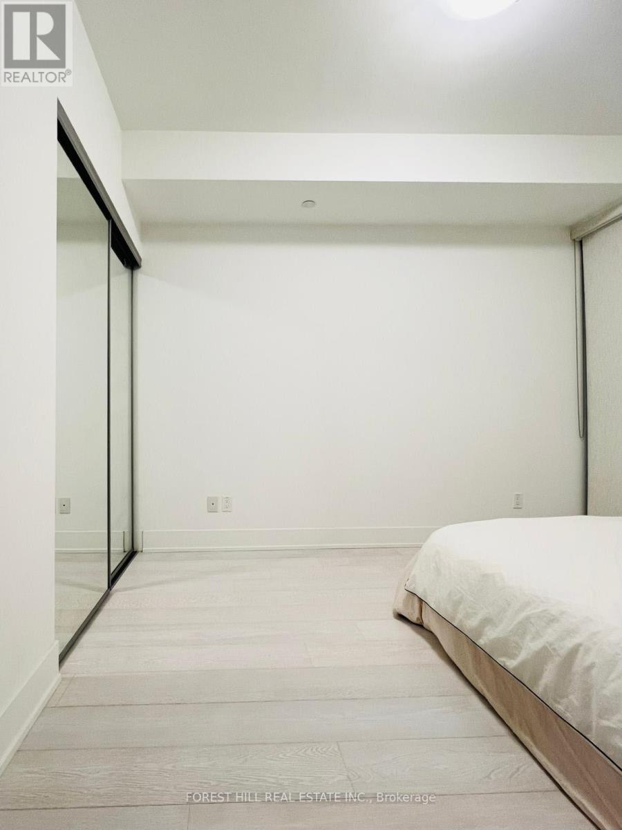 1708 - 200 Bloor Street W, Toronto, Ontario  M5S 1T8 - Photo 6 - C12492748