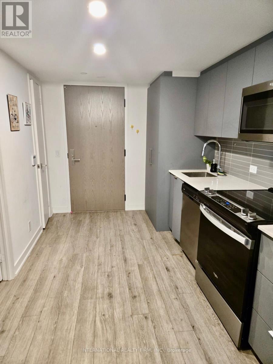 401 - 30 TRETTI WAY, Toronto, Ontario