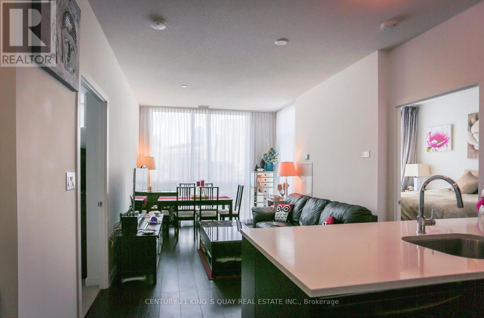 218 - 66 Forest Manor Road, Toronto, Ontario  M2J 0B7 - Photo 8 - C12492822