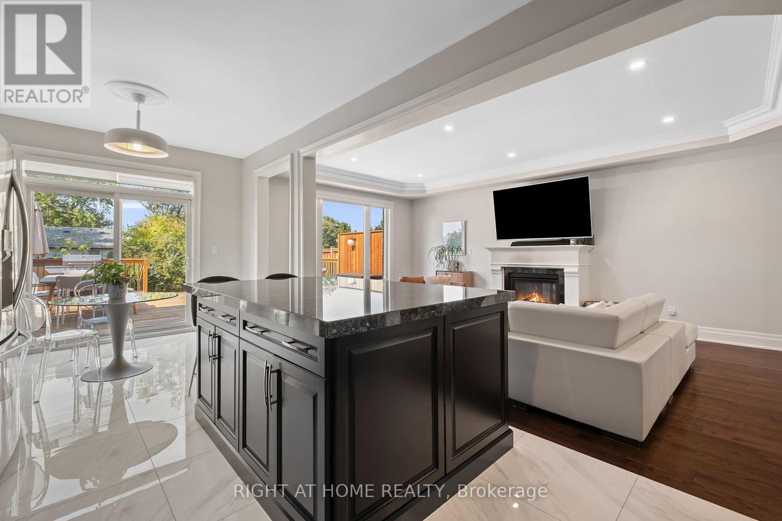 20b Leafield Street, Toronto, Ontario  M1W 2T2 - Photo 13 - E12492704