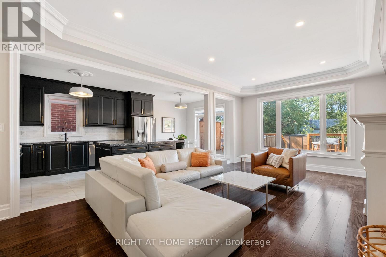 20b Leafield Street, Toronto, Ontario  M1W 2T2 - Photo 7 - E12492704