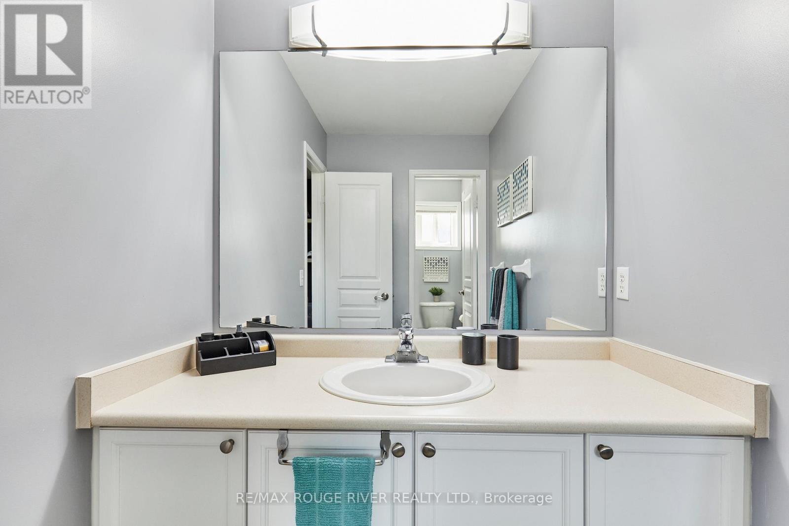 25 Constance Drive, Whitby, Ontario  L1P 1M9 - Photo 18 - E12492758