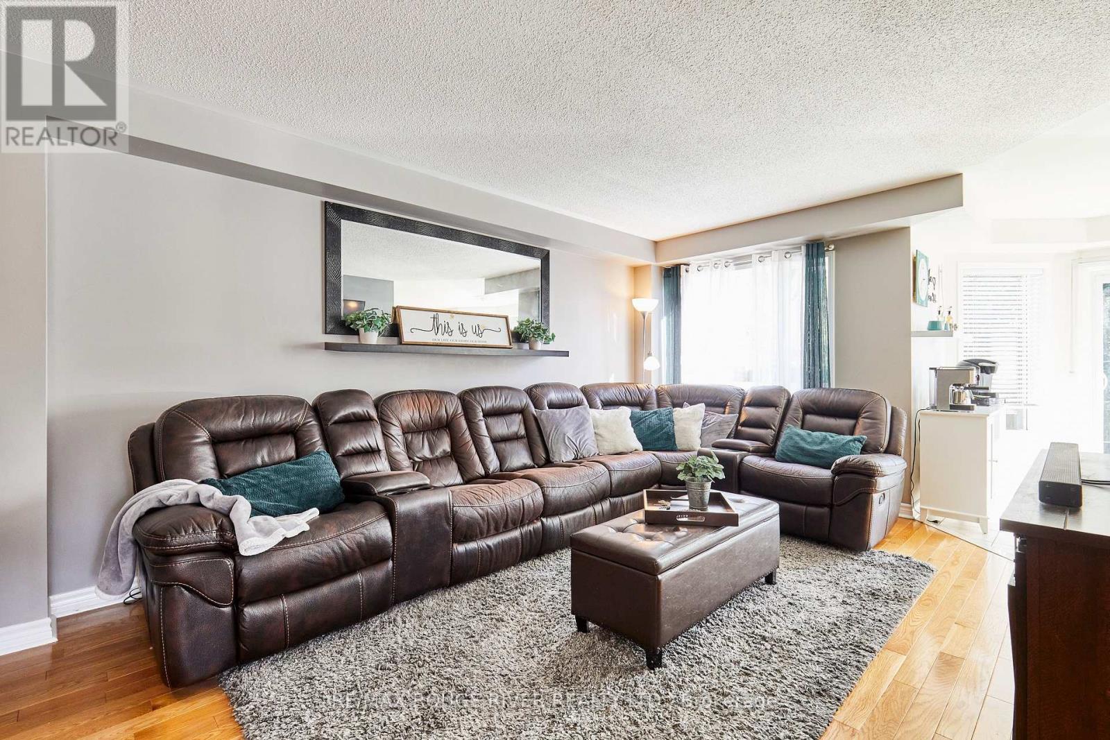 25 Constance Drive, Whitby, Ontario  L1P 1M9 - Photo 8 - E12492758