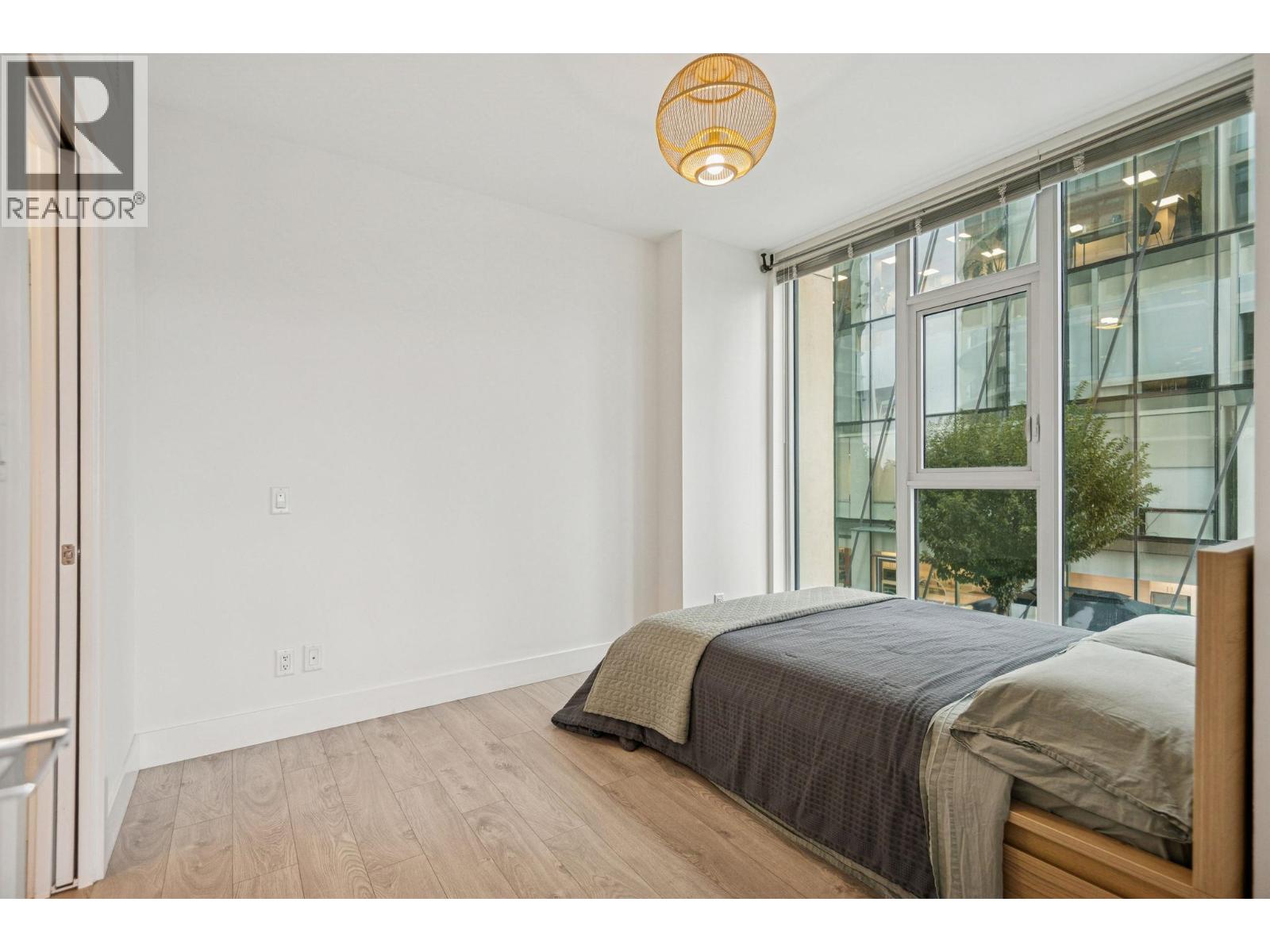 510 7358 EDMONDS STREET