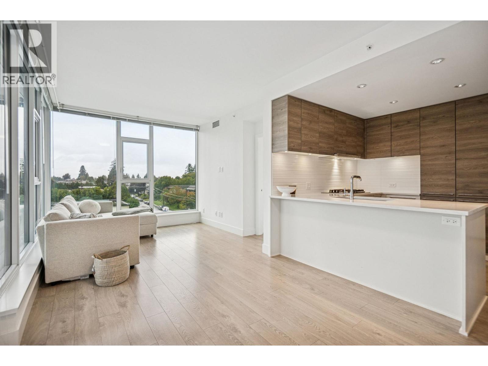 510 7358 EDMONDS STREET