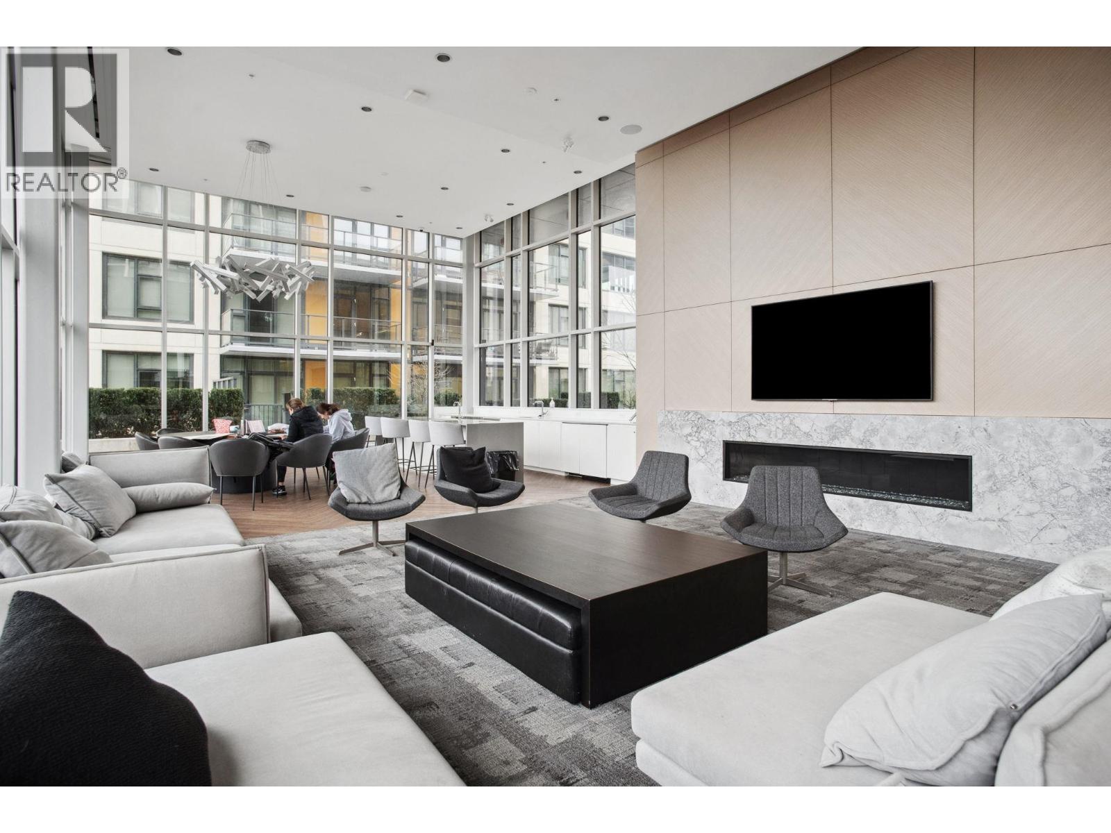 510 7358 EDMONDS STREET