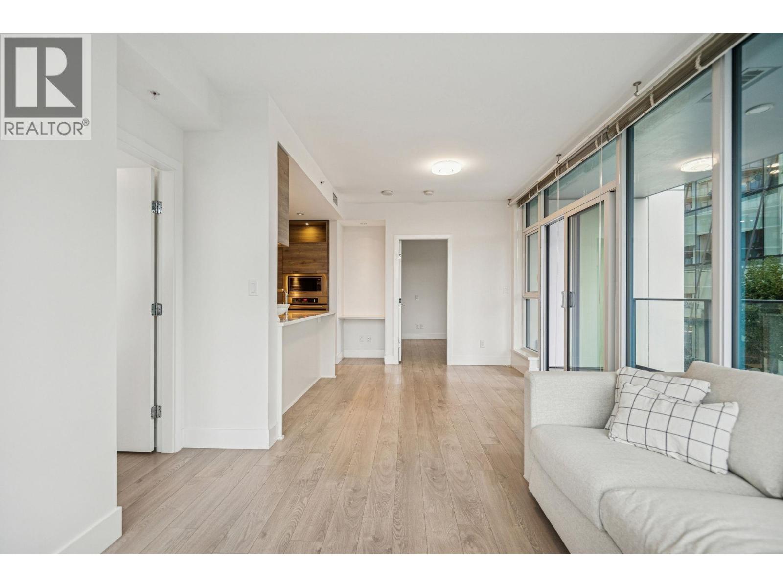 510 7358 EDMONDS STREET