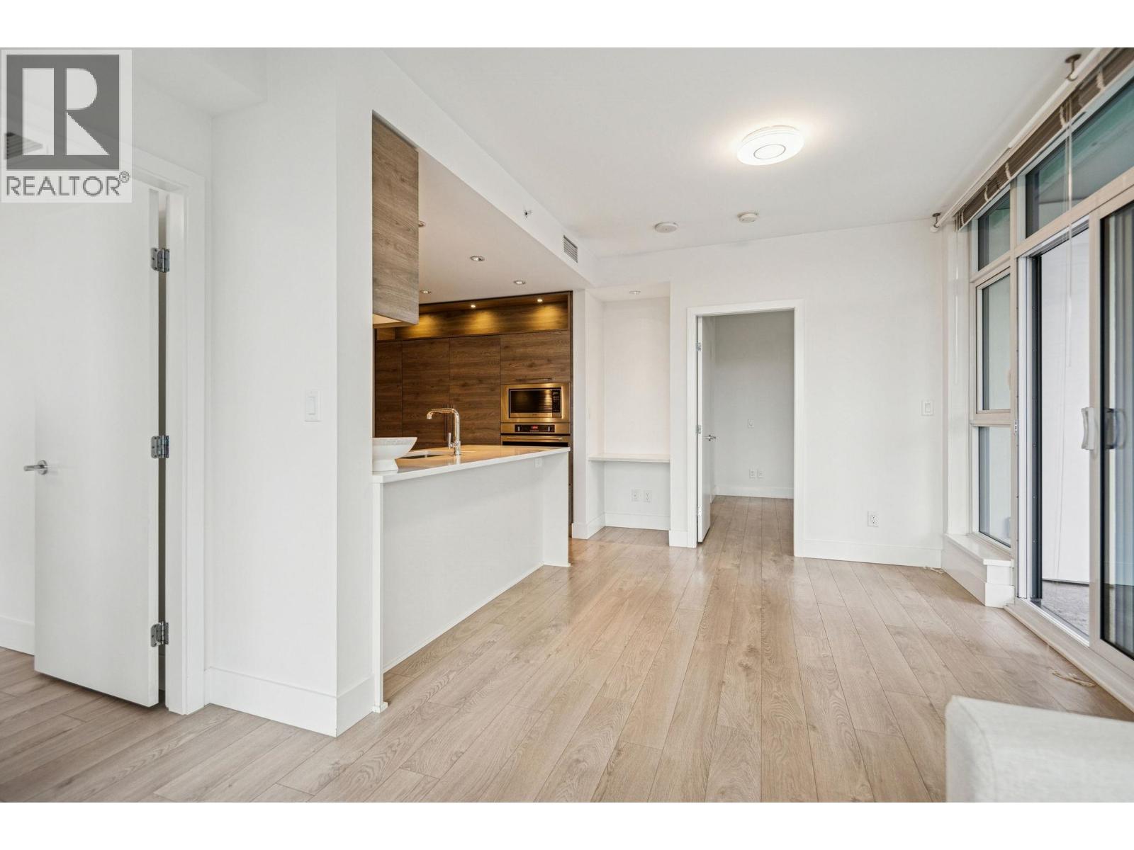 510 7358 EDMONDS STREET