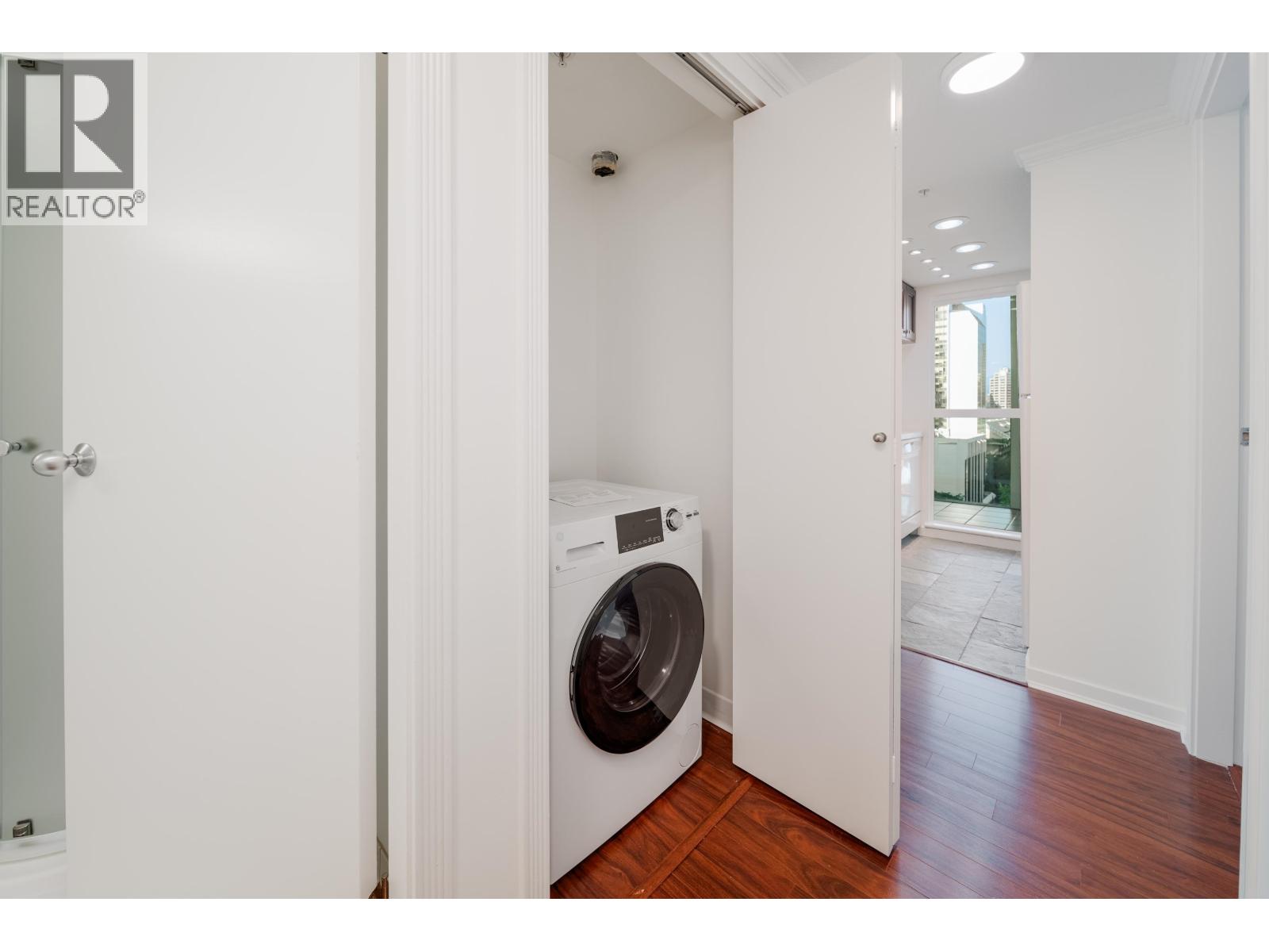 1808 1188 Howe Street, Vancouver, British Columbia  V6Z 2S8 - Photo 18 - R3063359