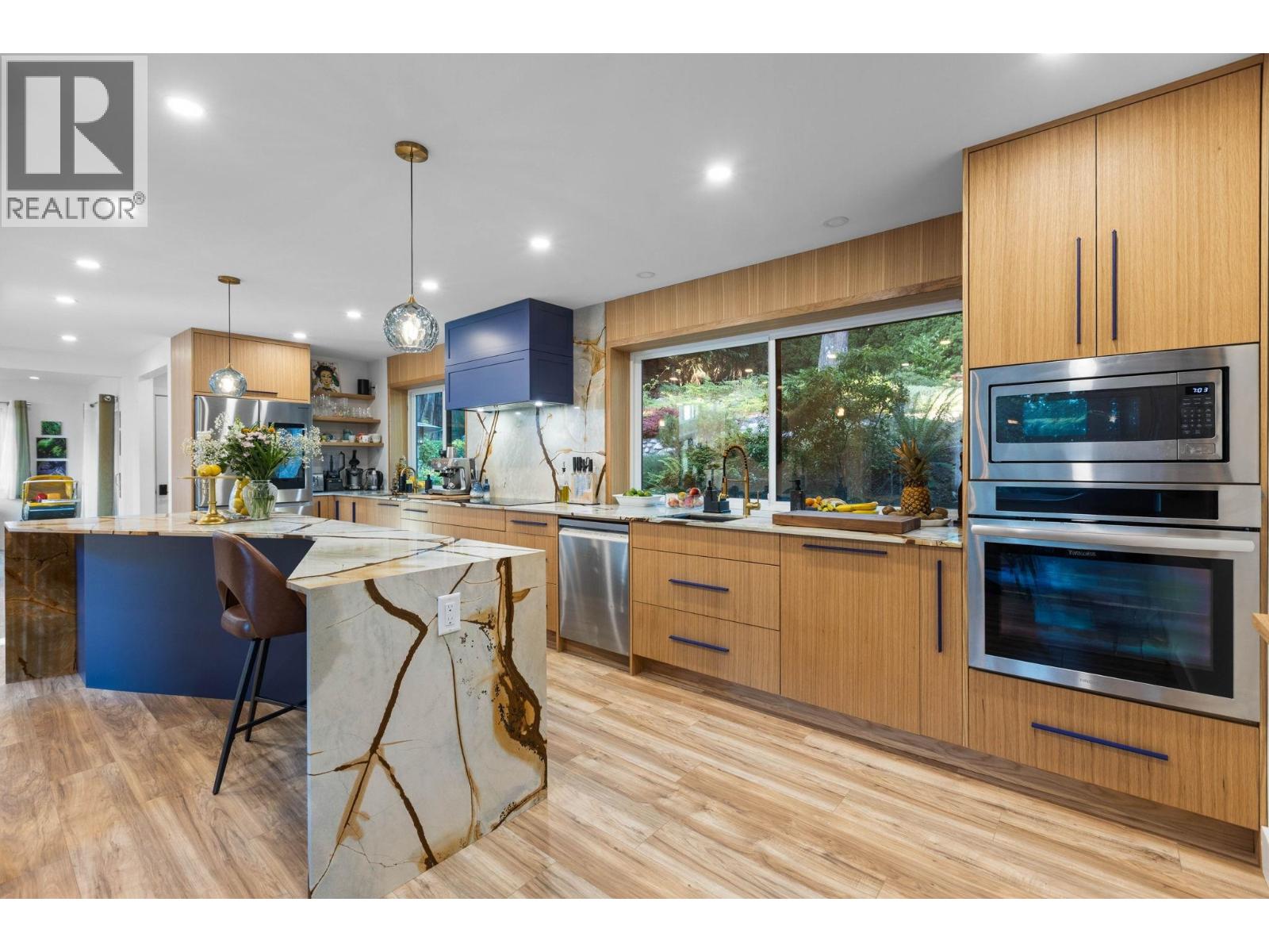 159 Roe Drive, Port Moody, British Columbia  V3H 3M9 - Photo 8 - R3063364