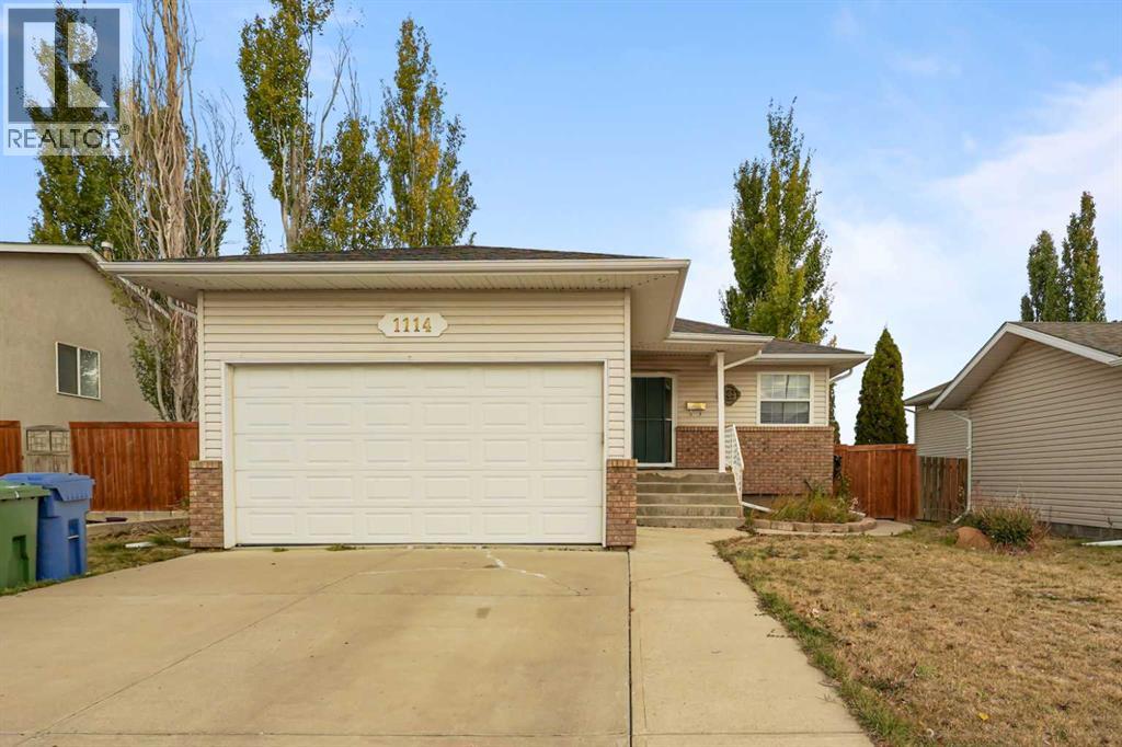 1114 24 Avenue, Coaldale, Alberta