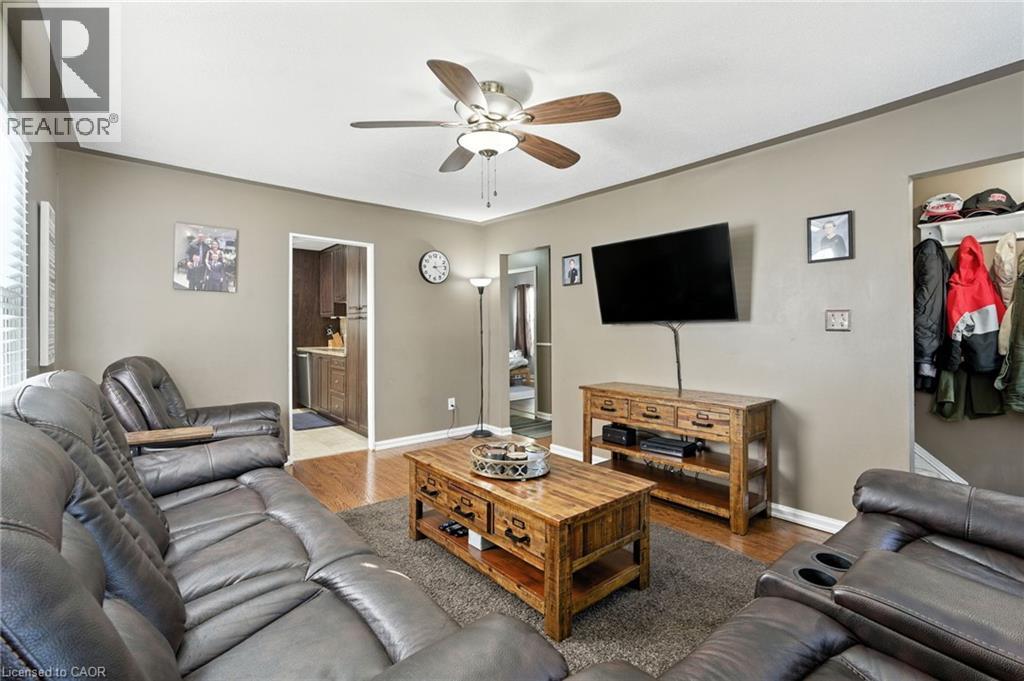 347 Weir Street N, Hamilton, Ontario  L8H 5G6 - Photo 12 - 40768057