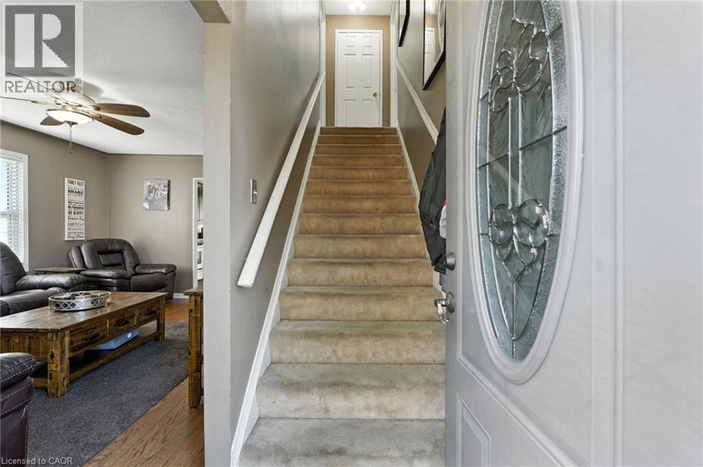 347 Weir Street N, Hamilton, Ontario  L8H 5G6 - Photo 8 - 40768057