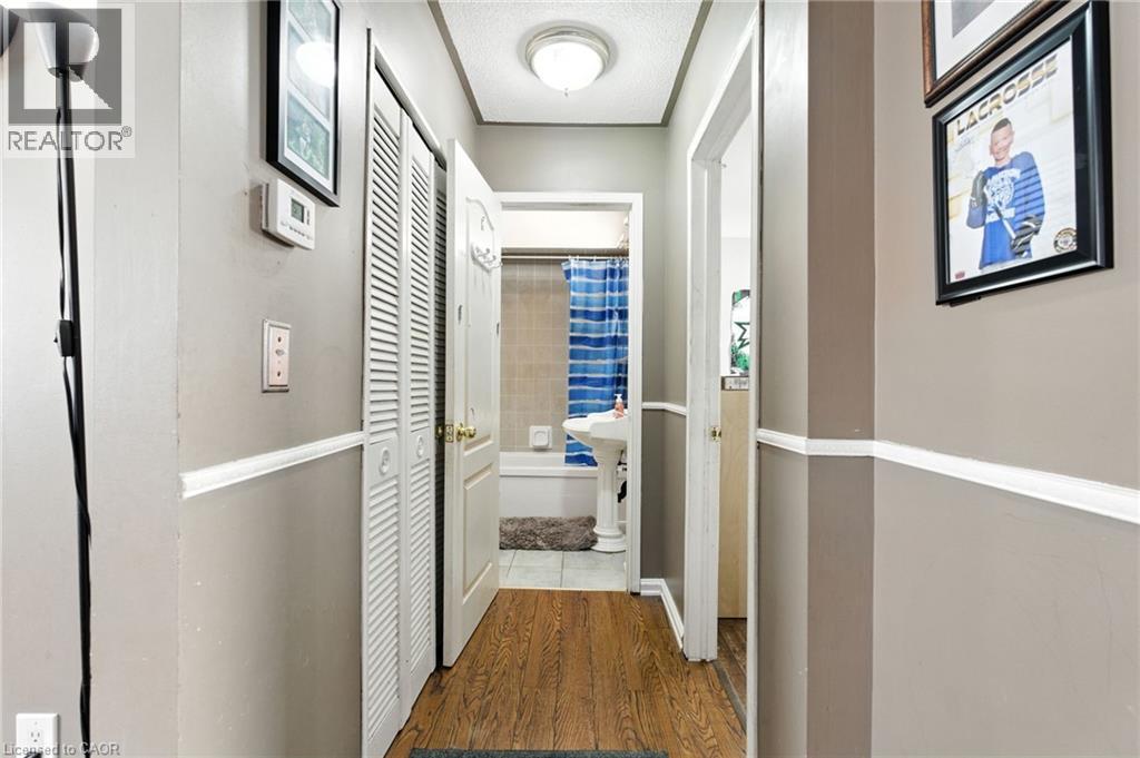 347 Weir Street N, Hamilton, Ontario  L8H 5G6 - Photo 28 - 40768057