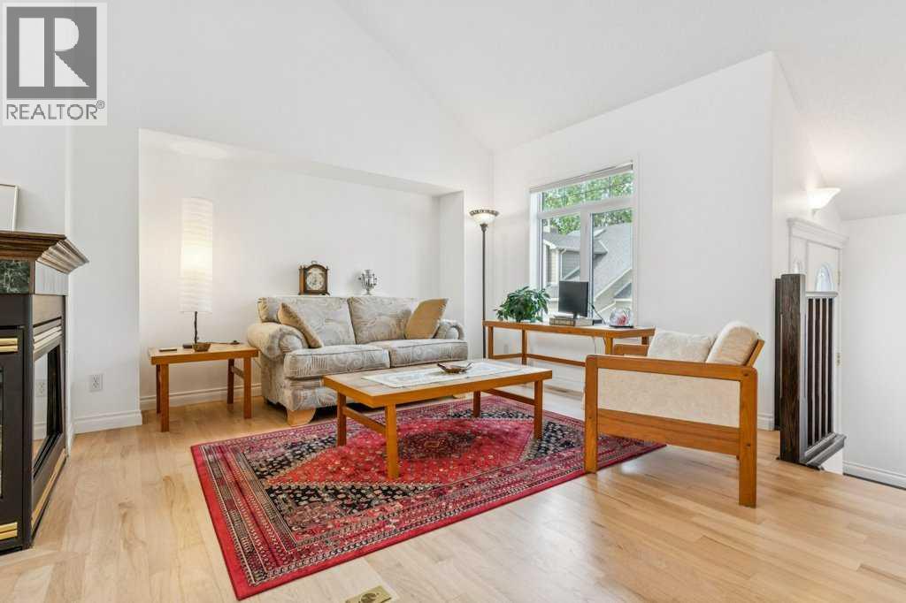 18 Varsity Estates Park Nw, Calgary, Alberta  T3A 6A4 - Photo 3 - A2243682