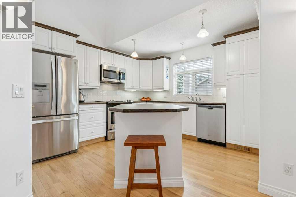 18 Varsity Estates Park Nw, Calgary, Alberta  T3A 6A4 - Photo 7 - A2243682