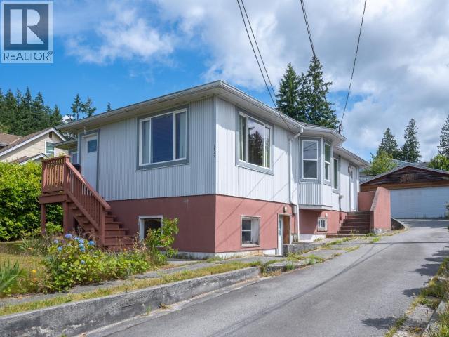 4844 JOYCE AVE, Powell River, British Columbia