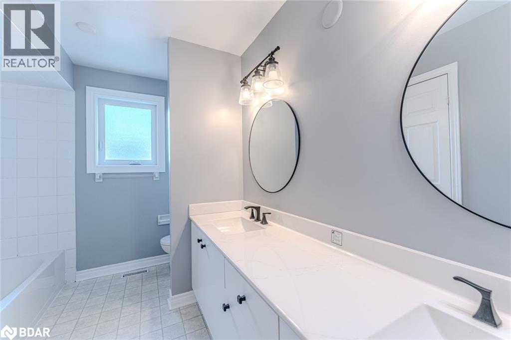 63 Wismer Avenue, Barrie, Ontario  L4N 9T9 - Photo 15 - 40781274