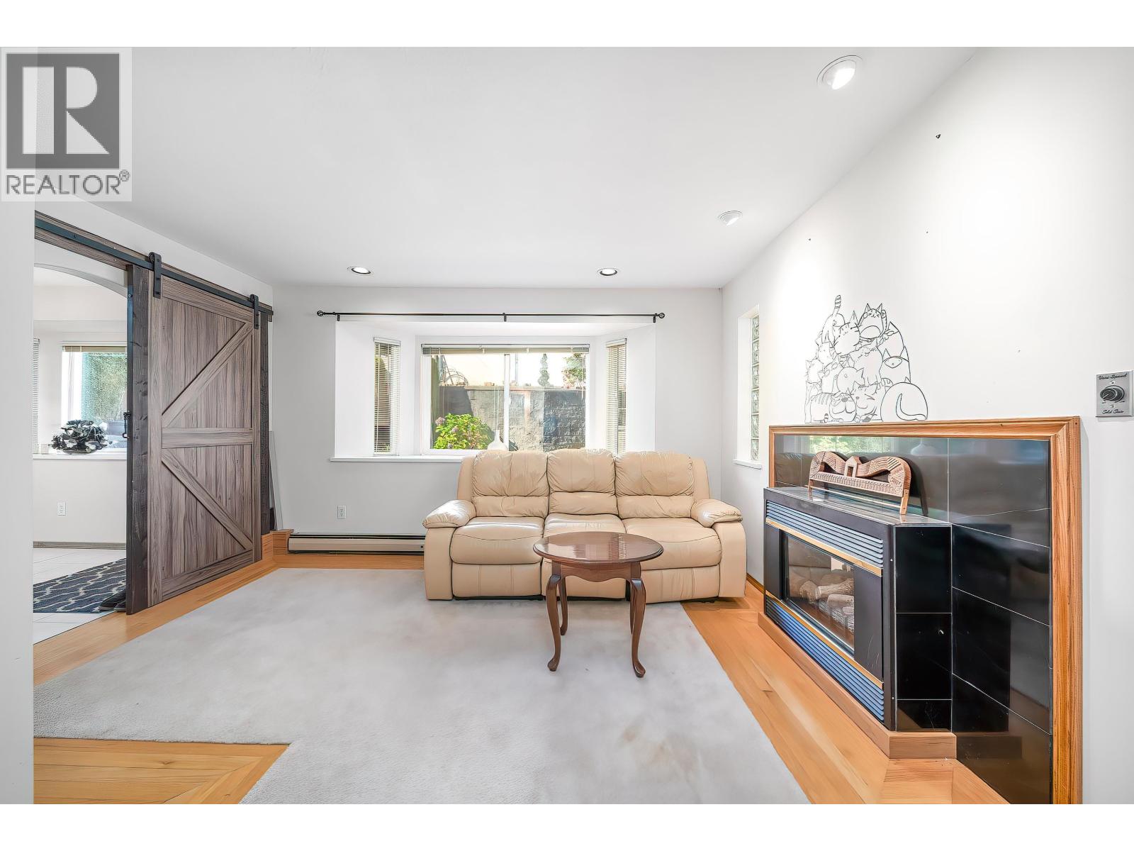 125 N Warwick Avenue, Burnaby, British Columbia  V5B 1K8 - Photo 17 - R3050235