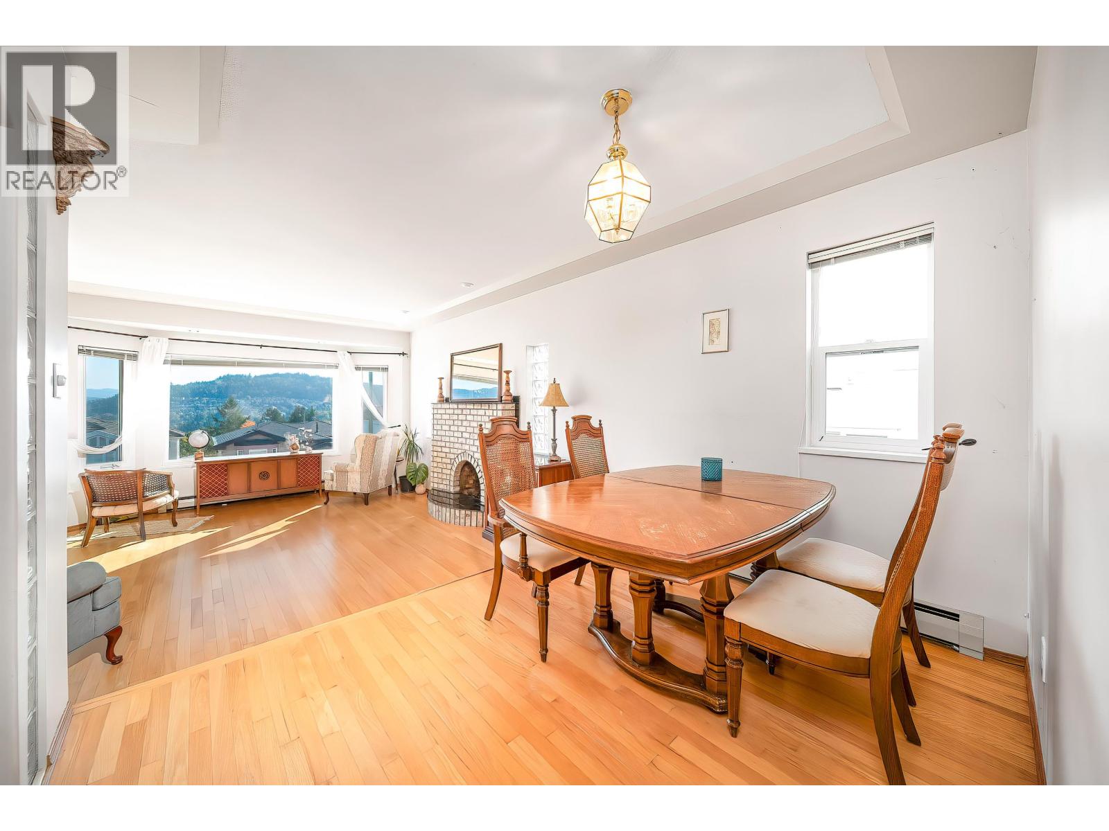 125 N Warwick Avenue, Burnaby, British Columbia  V5B 1K8 - Photo 12 - R3050235