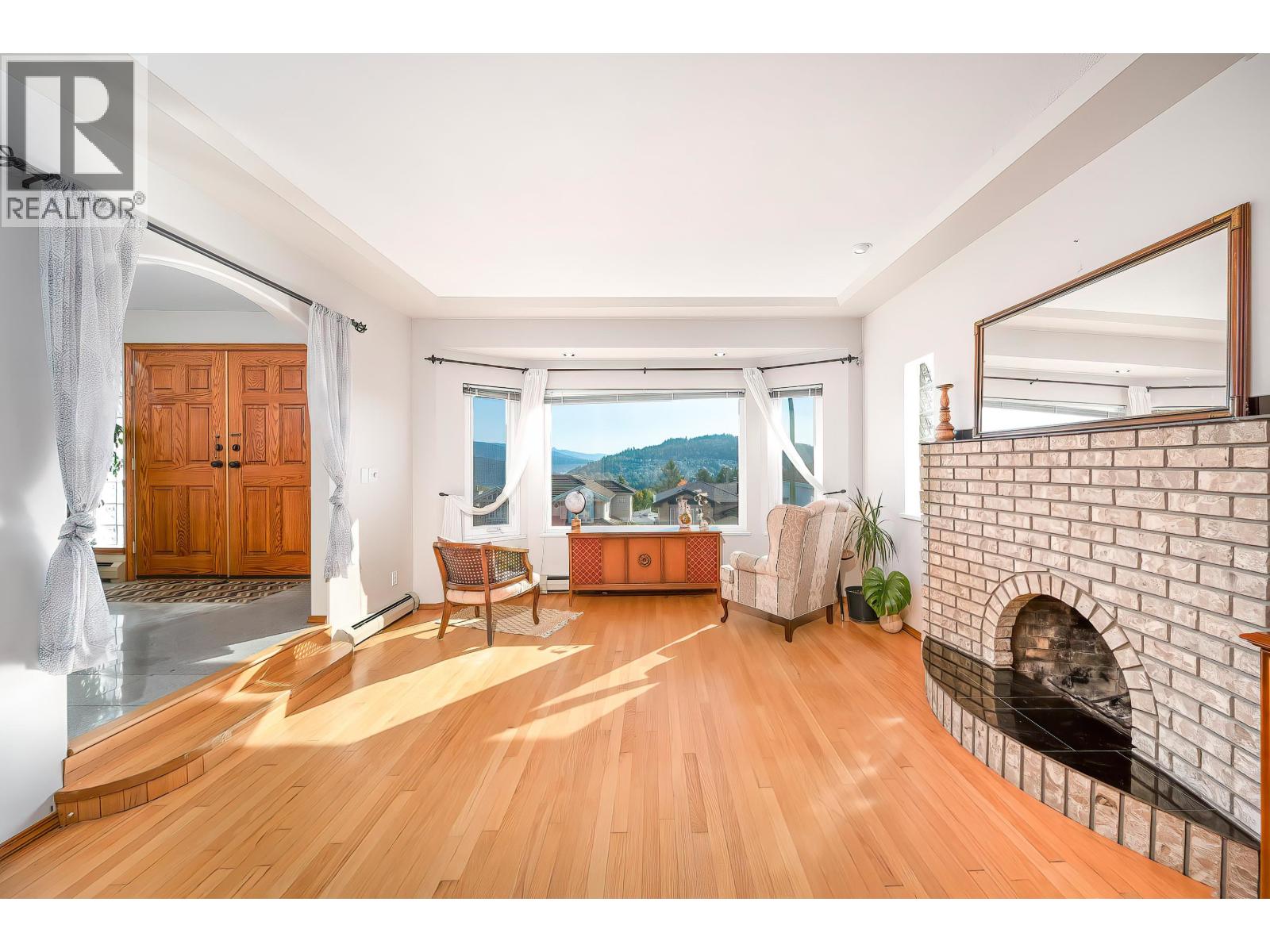 125 N Warwick Avenue, Burnaby, British Columbia  V5B 1K8 - Photo 7 - R3050235