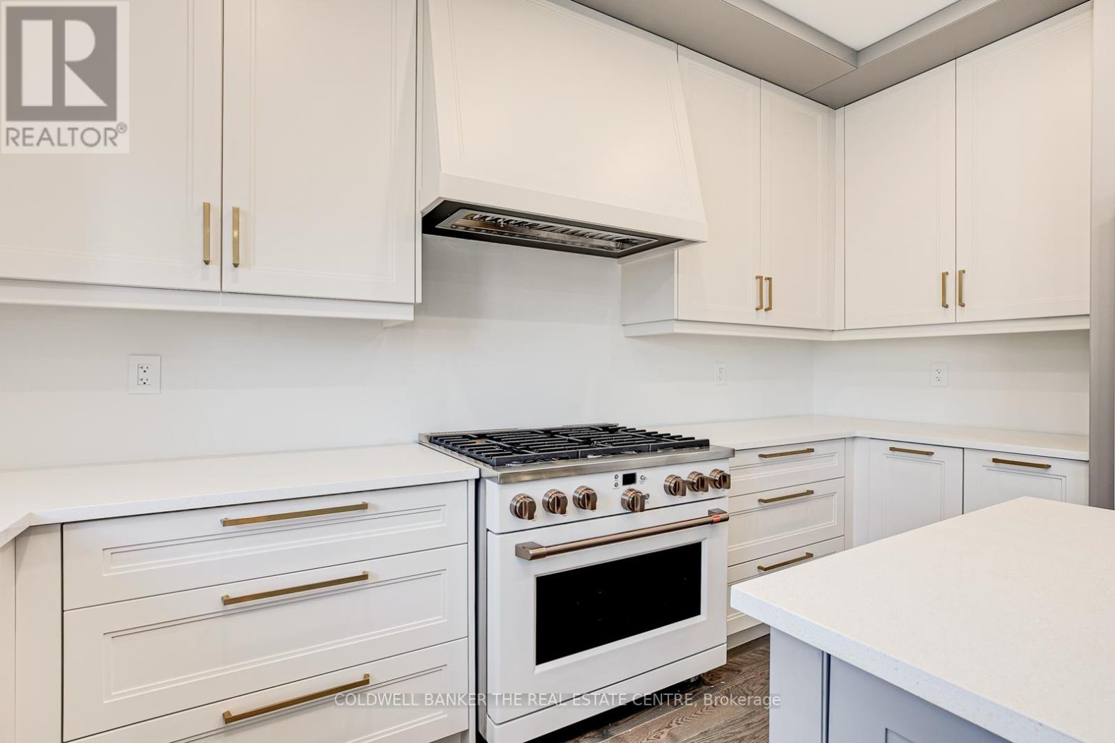 549 New England Court, Newmarket, Ontario  L3X 2Z2 - Photo 15 - N12492612