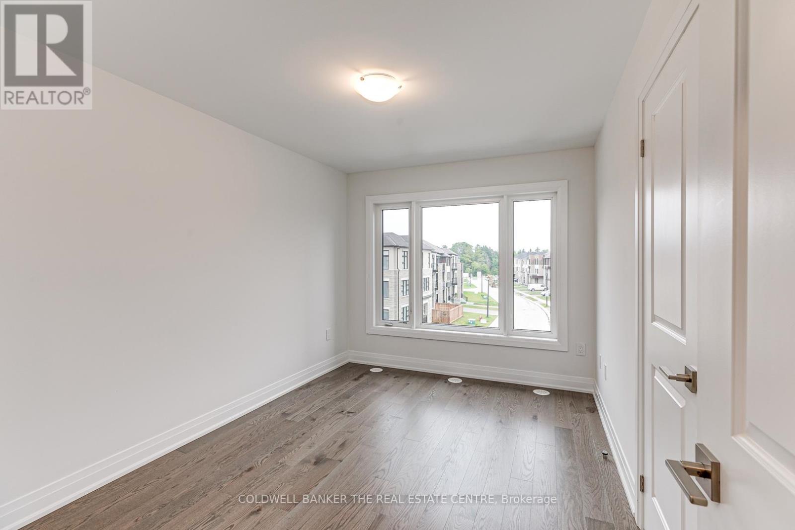 549 New England Court, Newmarket, Ontario  L3X 2Z2 - Photo 28 - N12492612