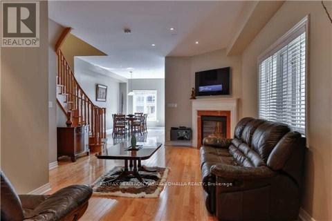166 Chayna Crescent, Vaughan, Ontario  L6A 0L6 - Photo 4 - N12492654
