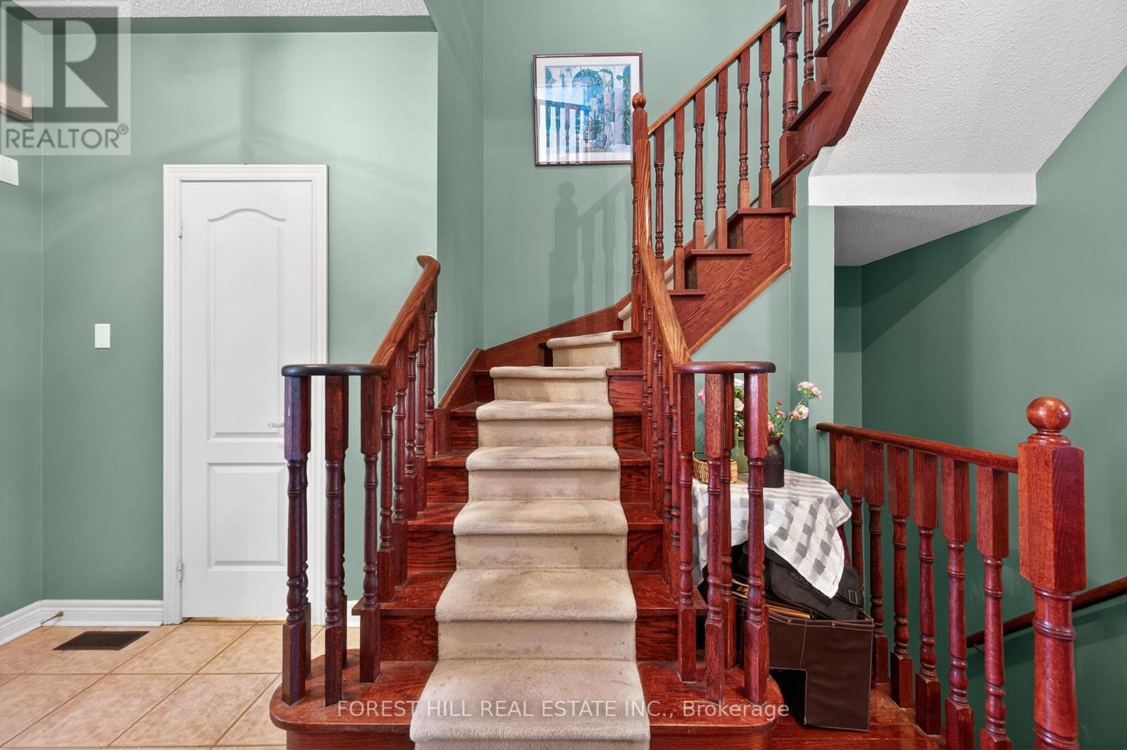 8 Mosswood Road, Vaughan, Ontario  L4J 9C6 - Photo 4 - N12492664