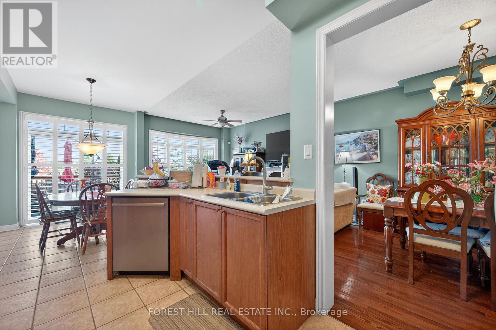 8 Mosswood Road, Vaughan, Ontario  L4J 9C6 - Photo 8 - N12492664