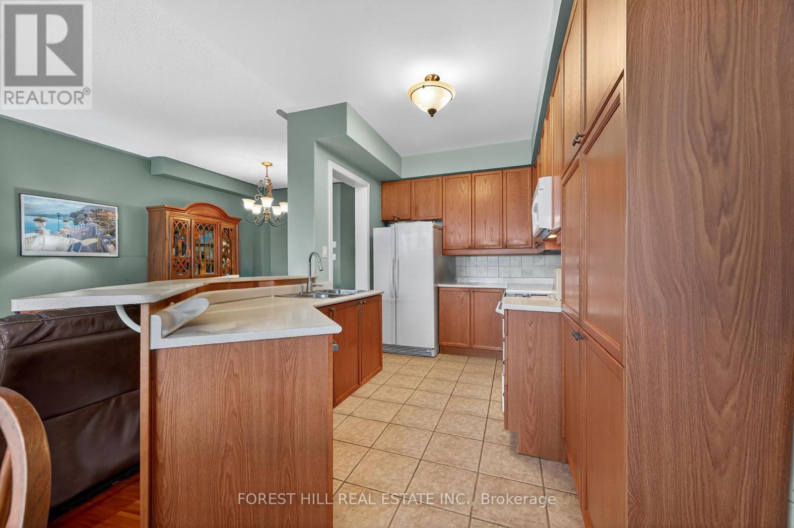 8 Mosswood Road, Vaughan, Ontario  L4J 9C6 - Photo 9 - N12492664