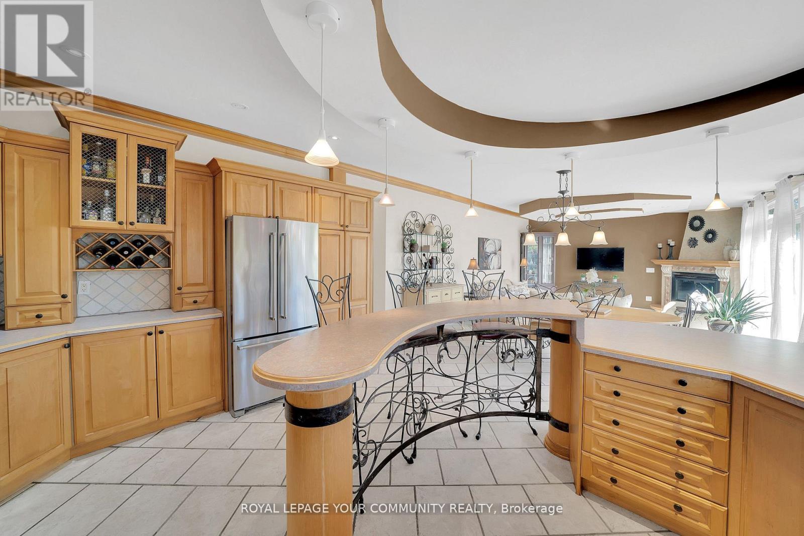 8065 Kipling Avenue, Vaughan, Ontario  L4L 2A2 - Photo 10 - N12492678