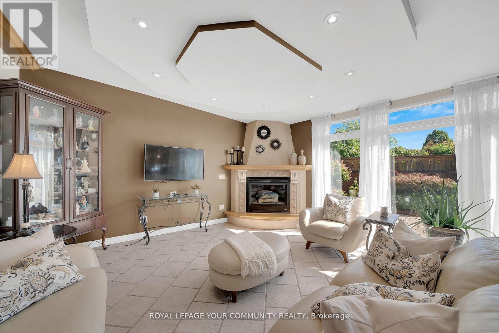 8065 Kipling Avenue, Vaughan, Ontario  L4L 2A2 - Photo 14 - N12492678