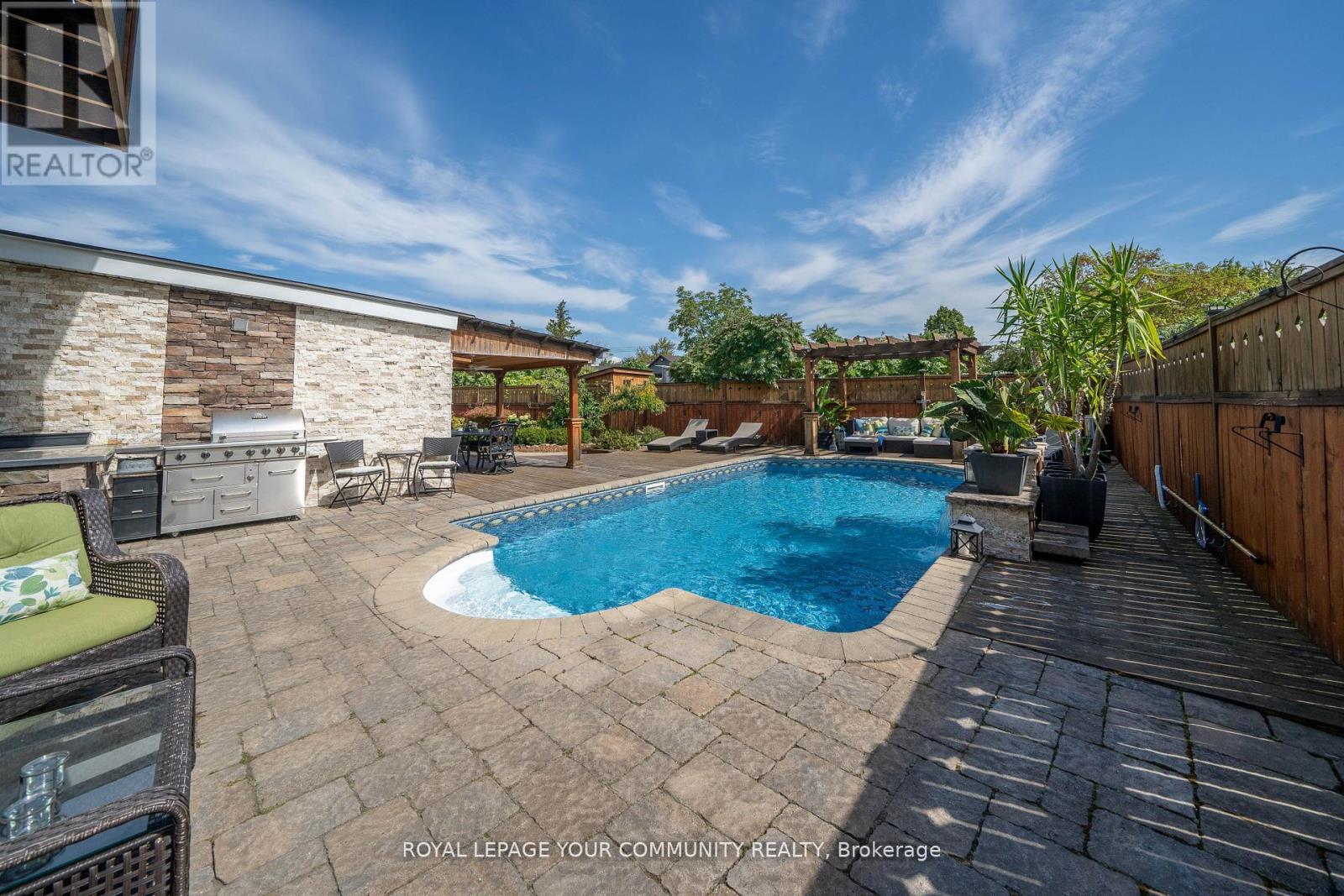 8065 Kipling Avenue, Vaughan, Ontario  L4L 2A2 - Photo 23 - N12492678