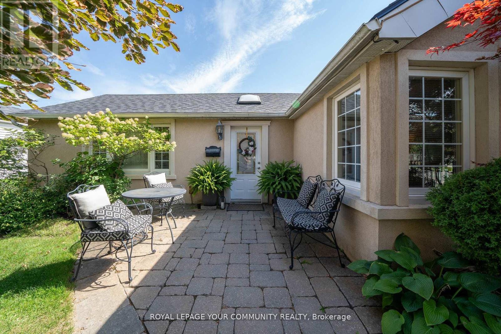 8065 Kipling Avenue, Vaughan, Ontario  L4L 2A2 - Photo 4 - N12492678