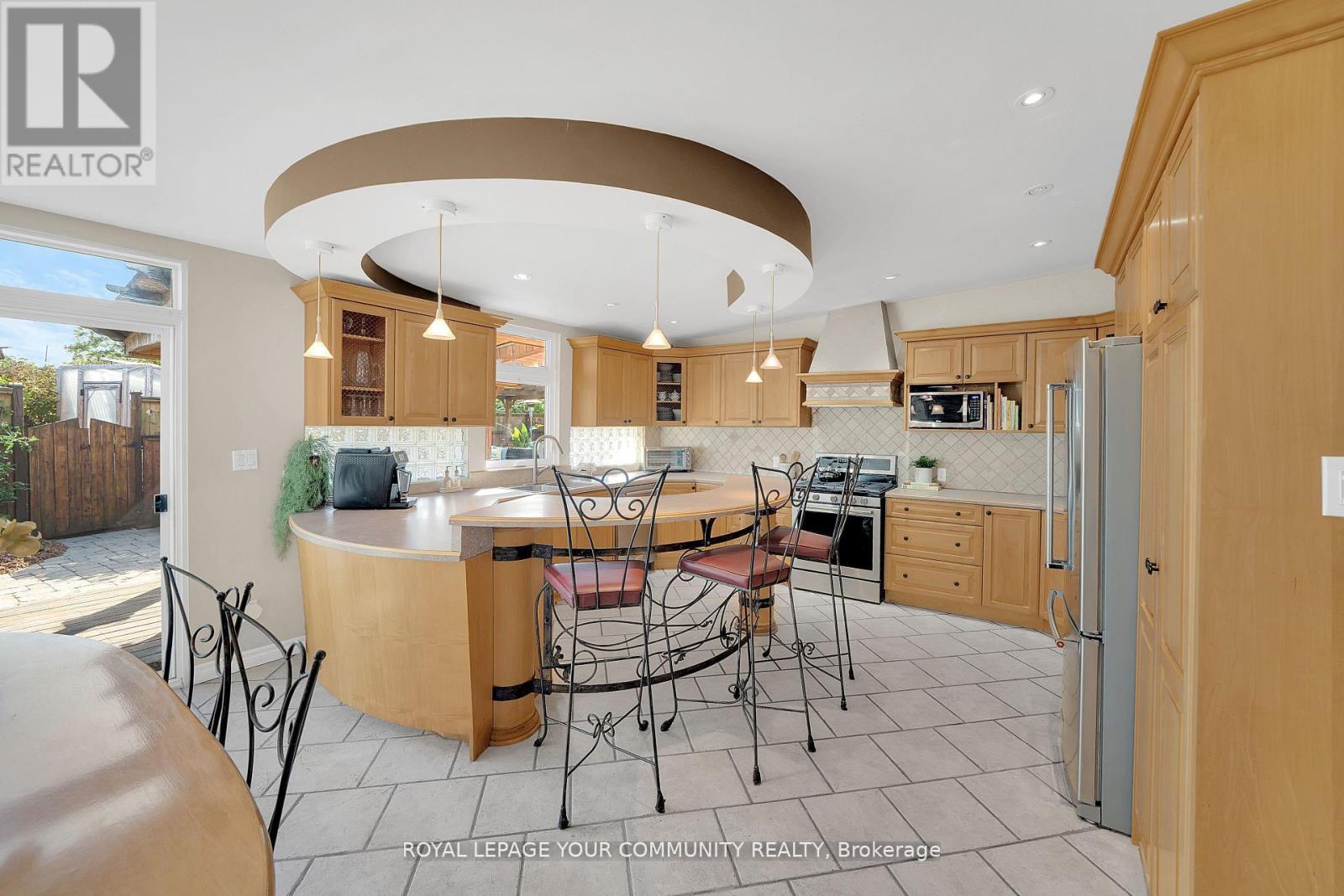 8065 Kipling Avenue, Vaughan, Ontario  L4L 2A2 - Photo 8 - N12492678